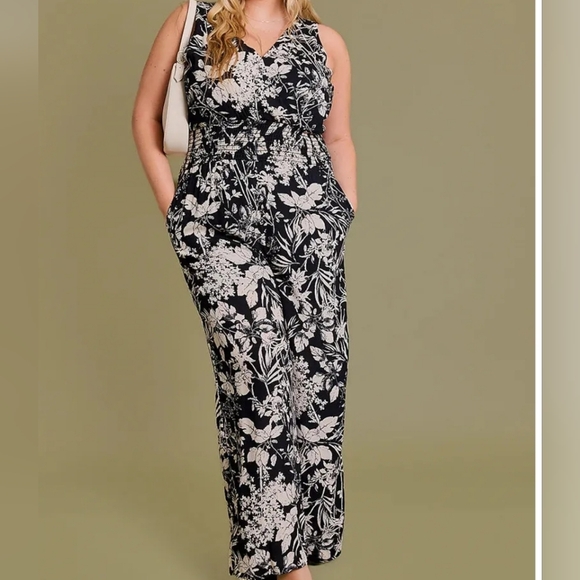 Floral V-Neck Smocked Waist Jumpsuit - Picture 3 of 9
